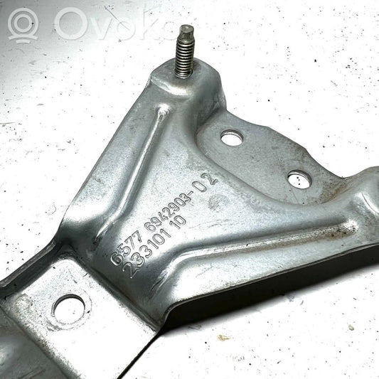 Cita veida salona detaļa