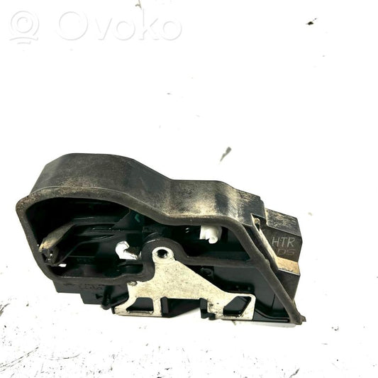 Aizmugurē slēdzene