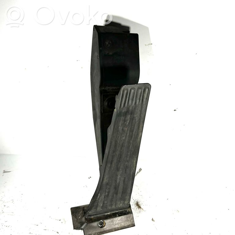 Akseleratora pedālis