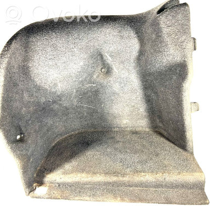 Bagāžnieka sānu apakšējās apdares panelis