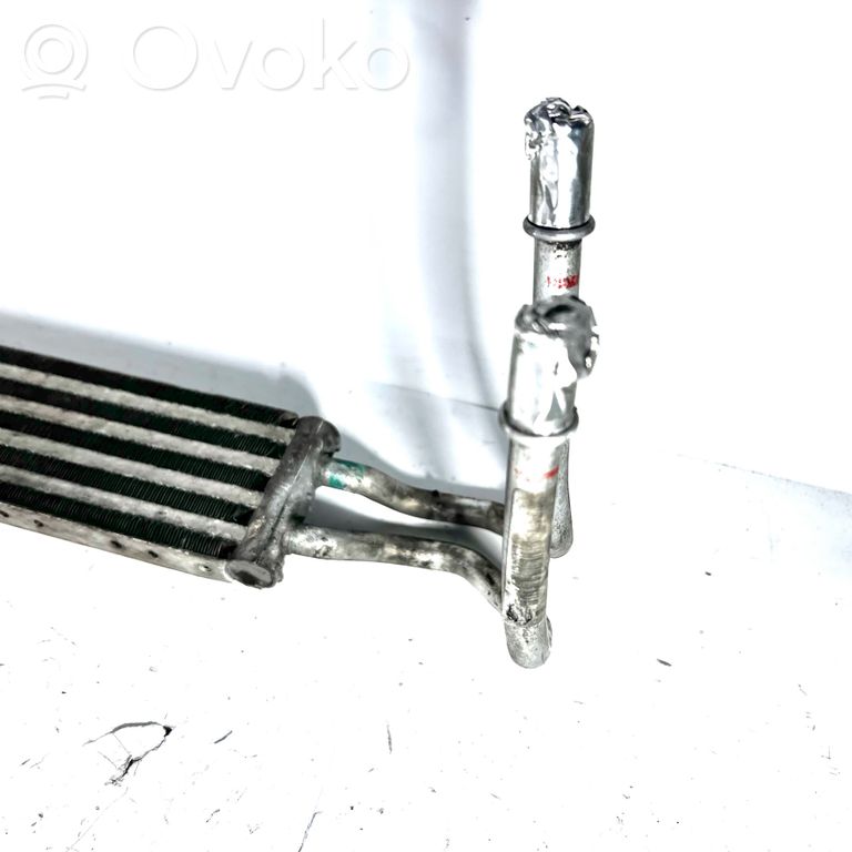 Stūres pastiprinātāja radiators