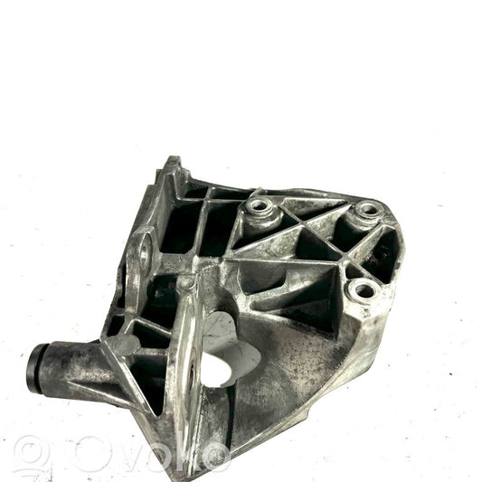 Gaisa kondicionēšanas kompresora stiprinājums