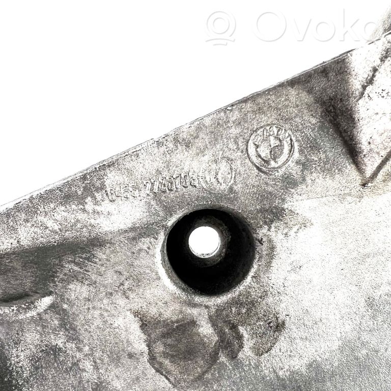 Gaisa kondicionēšanas kompresora stiprinājums