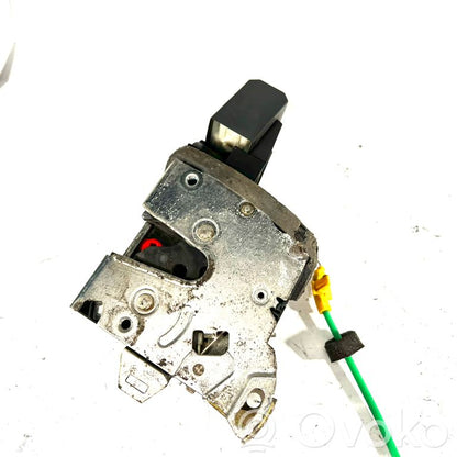 Aizmugurē slēdzene