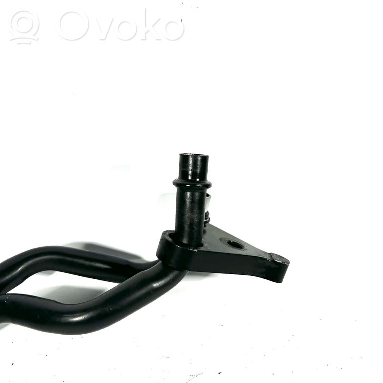 Pārnesumkārbas eļļas dzesētāja caurulīte (-es) / šļūtene (-es)