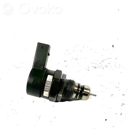 Fuel pressure regulator