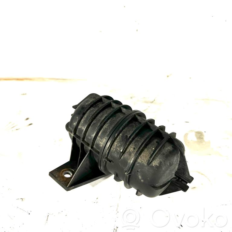 Vakuuma gaisa tilpne