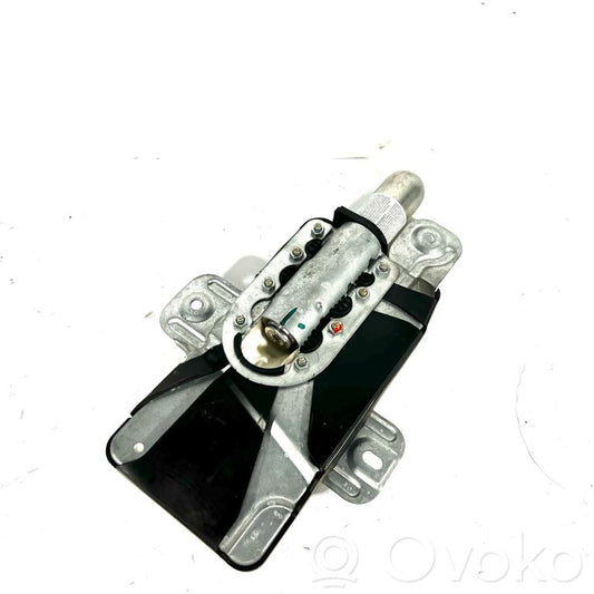 Priekšējo durvju drošības spilvens