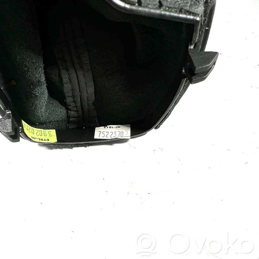 Ātrumu pārslēgšanas sviras dekoratīvā apdare (āda, uzgalis)