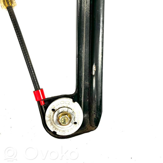 Priekšpusē elektriskā loga pacelšanas mehānisma komplekts