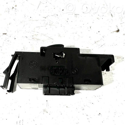 Elektrisko logu slēdzis