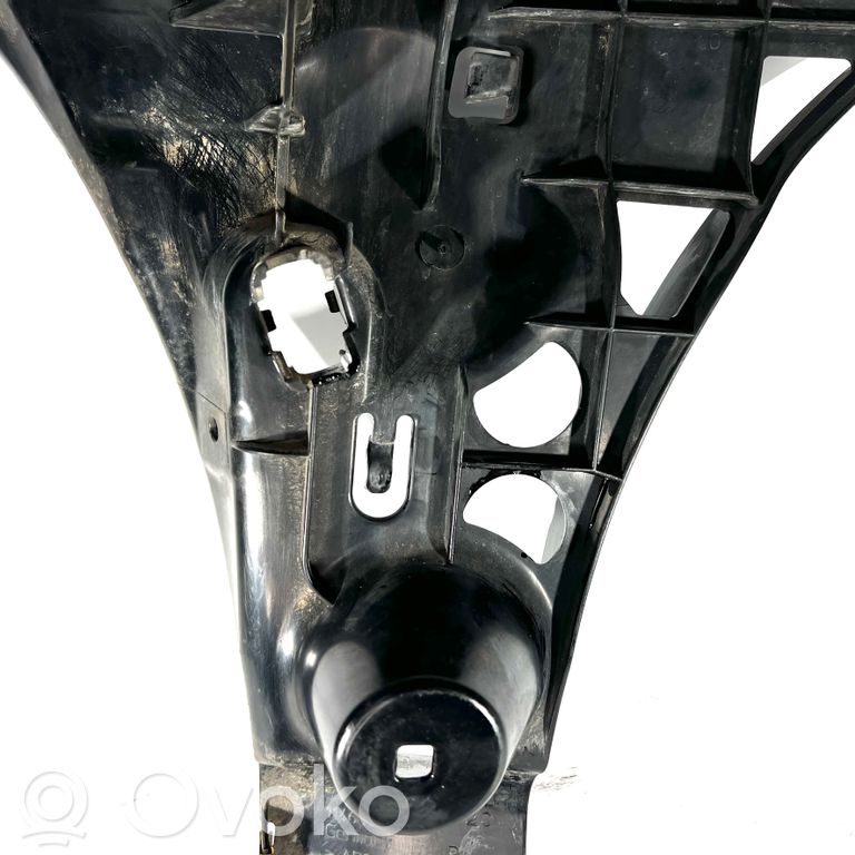 Rear bumper mounting bracket