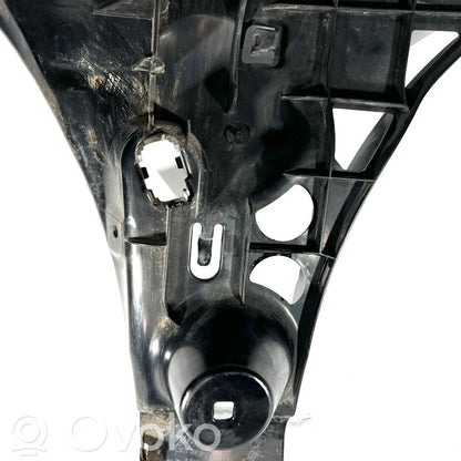 Rear bumper mounting bracket