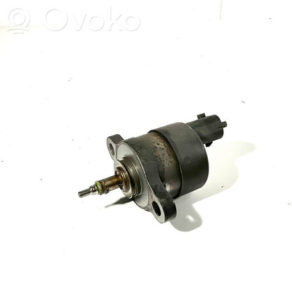 Fuel pressure regulator