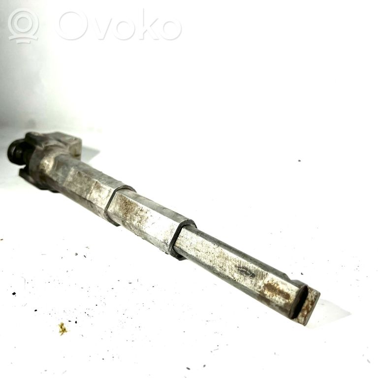 Stūresrata ass krustsavienojums