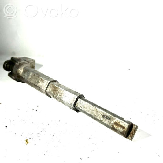 Stūresrata ass krustsavienojums