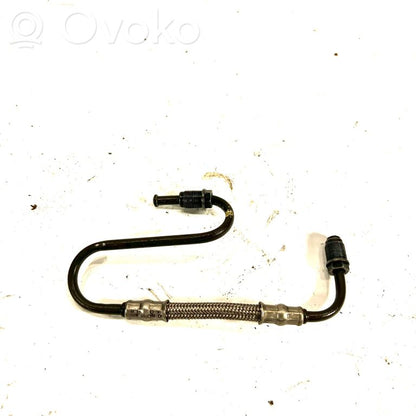 Caurulīte (-es) / trubiņa (-as)