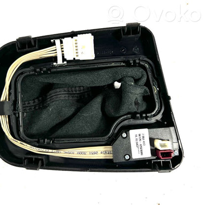 Декоративная накладка на рычаг переключения передач (пластик)