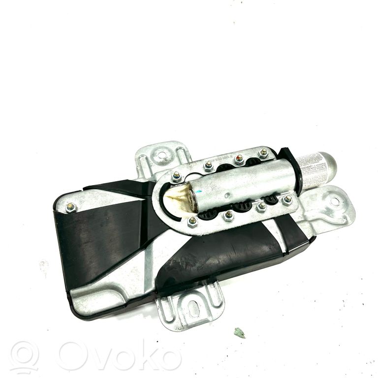 Priekšējo durvju drošības spilvens