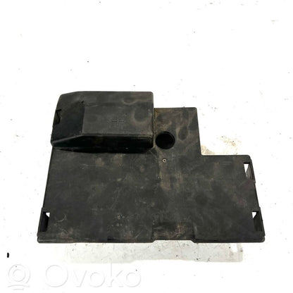 Akumulatora kastes vāks