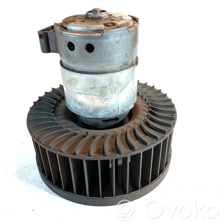 Mazā radiatora ventilators