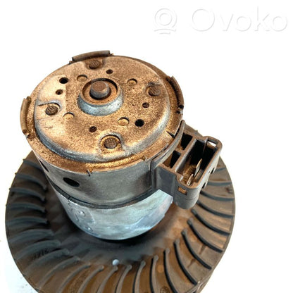 Mazā radiatora ventilators