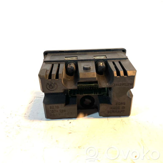 Ekrāns / displejs / mazais ekrāns