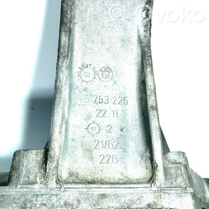 Dzinēja nostiprināšanas stiprinājums-kronšteins