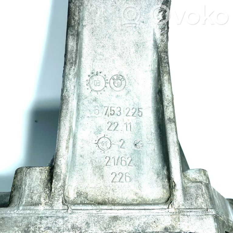 Dzinēja nostiprināšanas stiprinājums-kronšteins