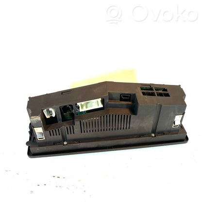 Блок управления кондиционером/климат-контролем/отоплением салона (в салоне)