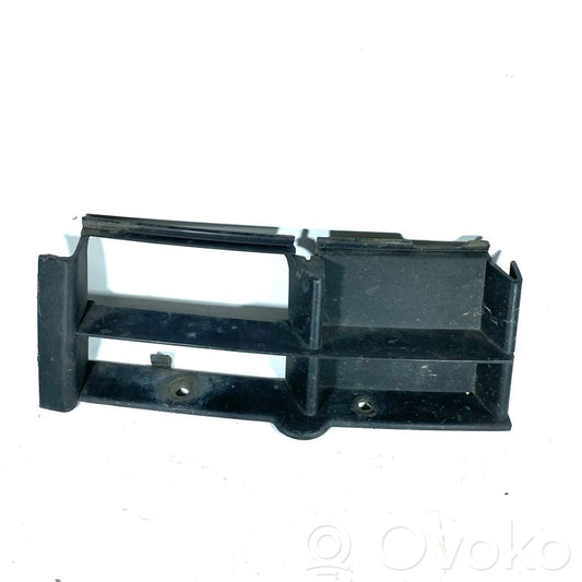 Decorative bumper trim at the front