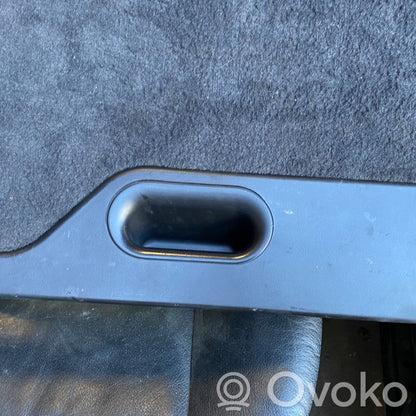 Другой тип декоративной отделки багажника