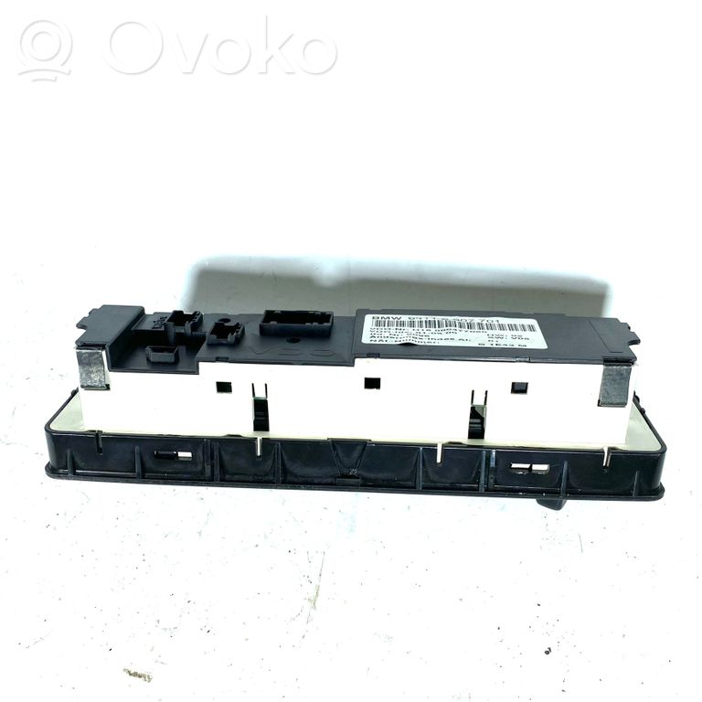 Блок управления кондиционером/климат-контролем/отоплением салона (в салоне)