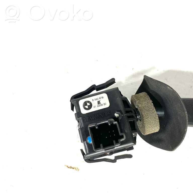 Priekšējā loga tīrītāja kājiņa