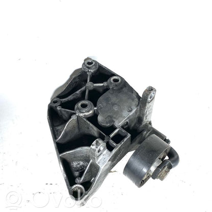 Gaisa kondicionēšanas kompresora stiprinājums