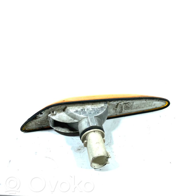 Spārna pagrieziena lukturis