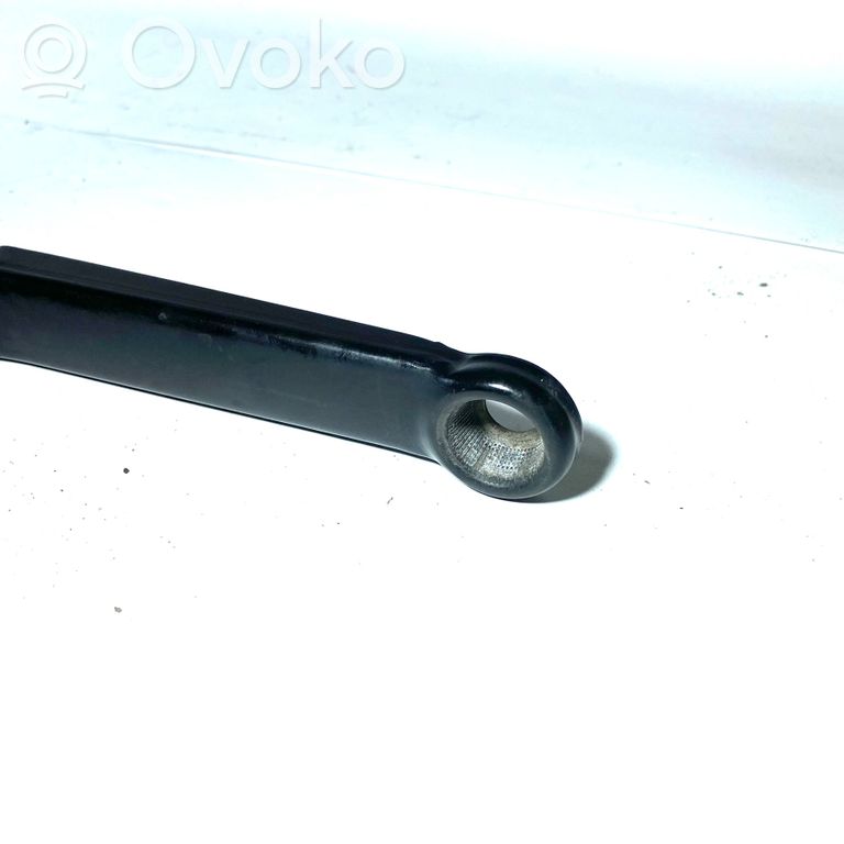 Stikla tīrītāja mehānisms (stienis)