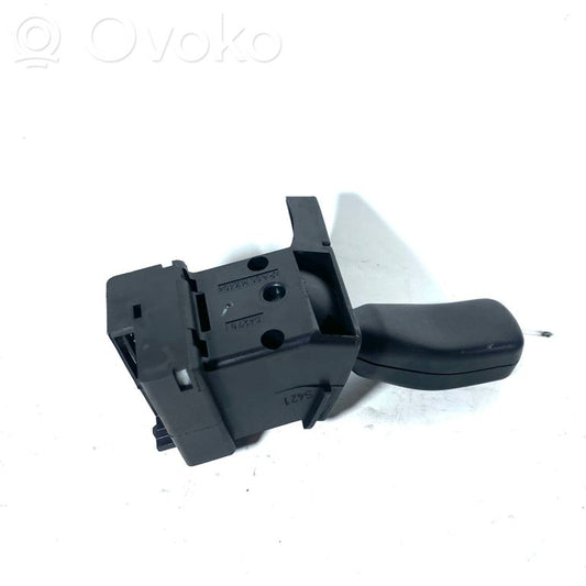 Stūres stāvokļa regulēšanas rokturītis