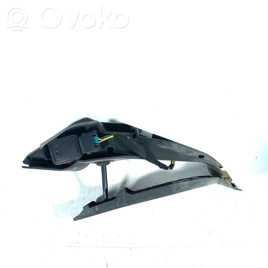 Akseleratora elektriskais regulators (pedālis)