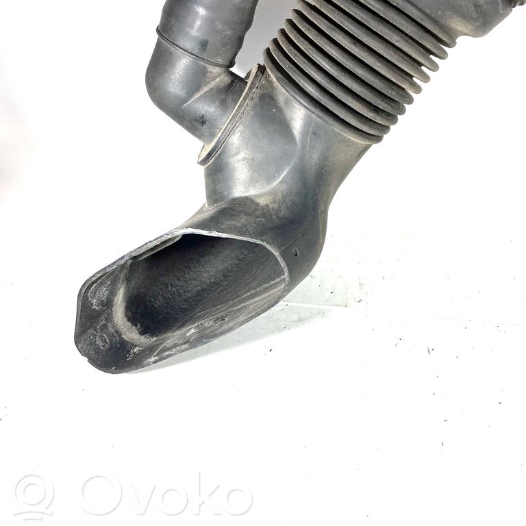 Gaisa ieplūdes kanāla detaļas