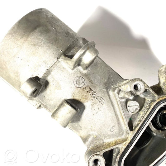 Eļļas filtra turētājs / dzesētājs