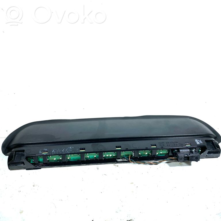 Additional brake light