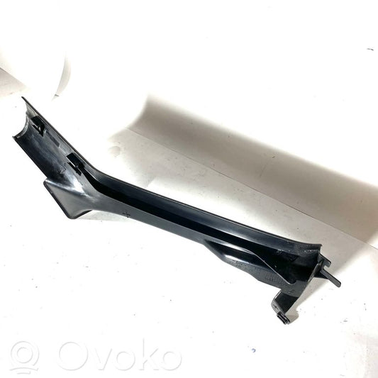 Aizmugurējā sliekšņa dekoratīvā apdare (iekšējā)