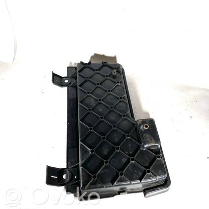 Bagāžnieka sānu apakšējās apdares panelis