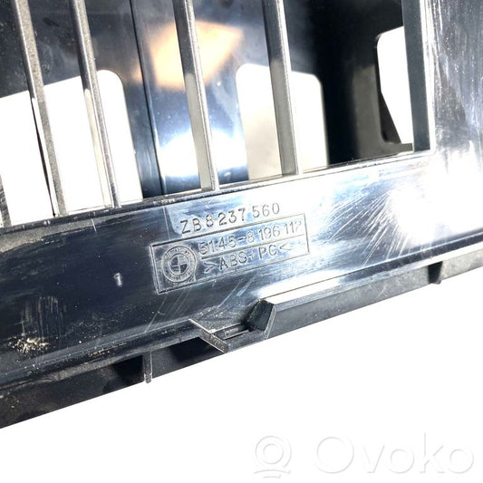 Radio/navigation decorative trim