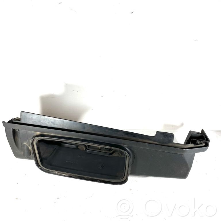 Air filter box cover