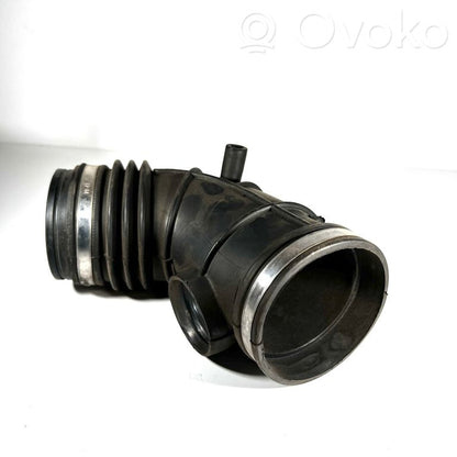 Air intake duct details