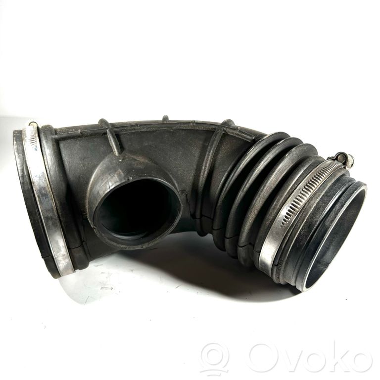 Air intake duct details