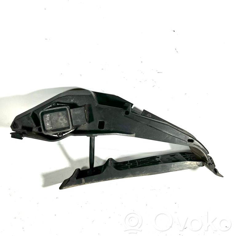 Elektriskais gāzes pedālis / sensors