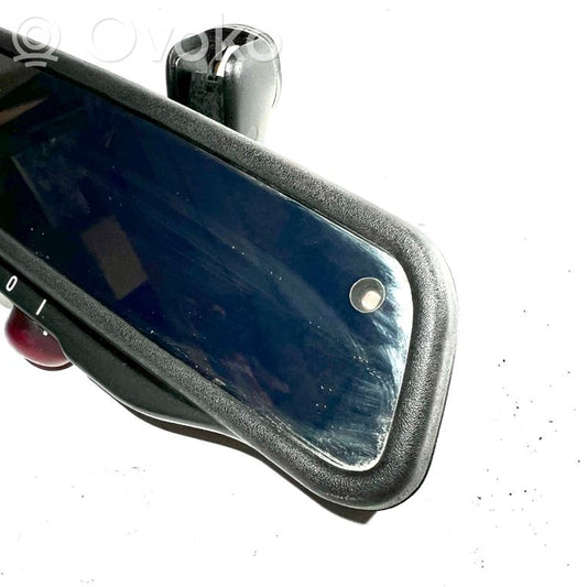 Atpakaļskata spogulis (salonā)